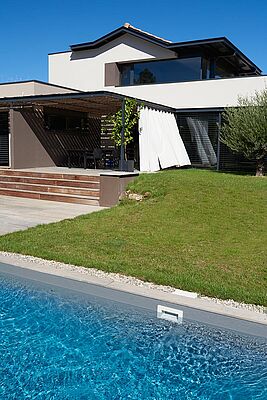 Construction d'une maison avec piscine à Suze-la-Rousse (26)